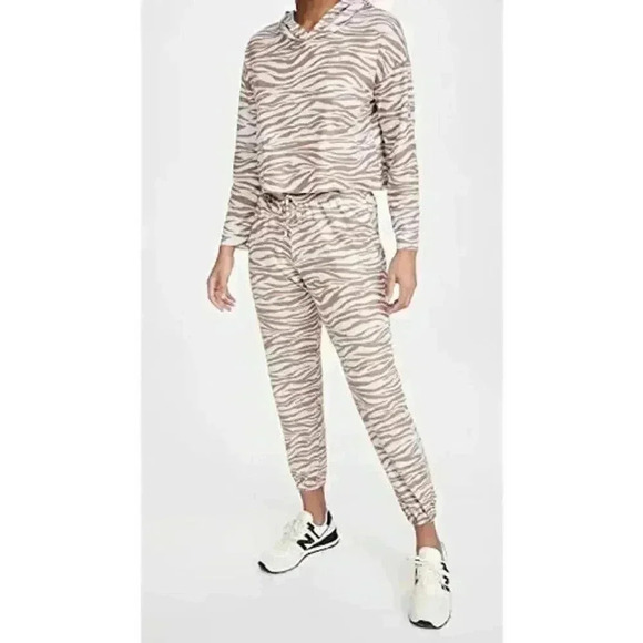 Onzie Weekend Sweatpants Camel Zebra Size M/L - Picture 1 of 10
